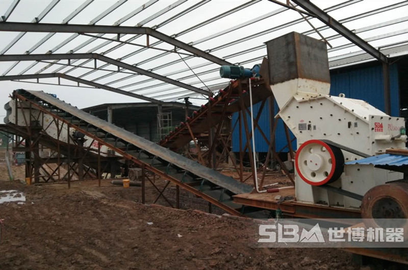 小型石英石沙加工設備現(xiàn)場