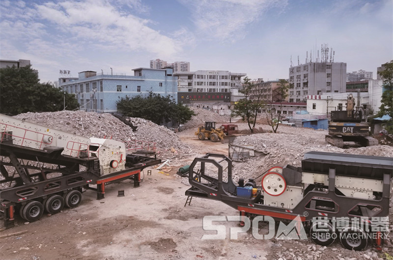 移動顎式破碎機+移動反擊式破碎機，建筑垃圾破碎現(xiàn)場
