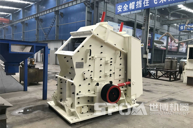 反擊式破碎機(jī)，細(xì)碎石灰石