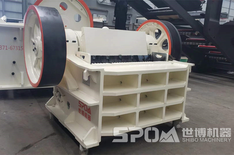 1米3鄂破，PEX300×1300顎式破碎機(jī)